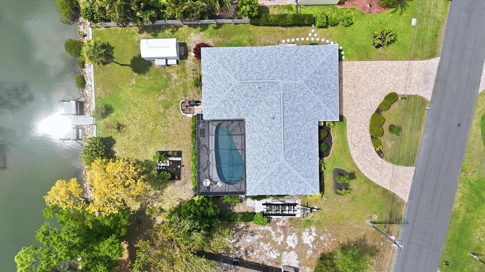 353 S SHORE DR, OSPREY, FL, 34229