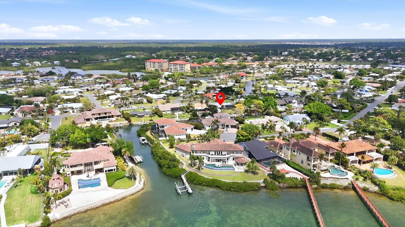 353 S SHORE DR, OSPREY, FL, 34229