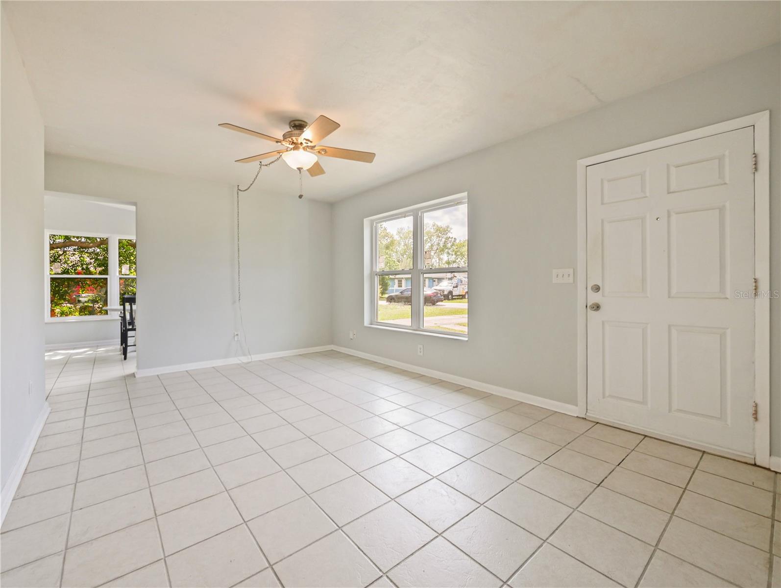 1117 W EMBASSY DR, DELTONA, FL, 32725
