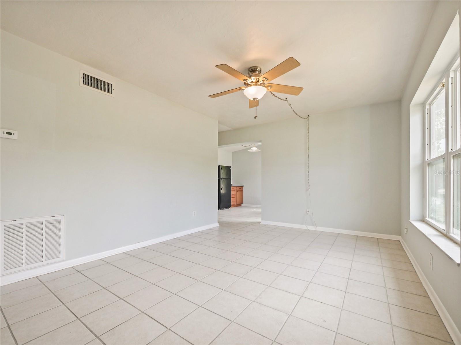 1117 W EMBASSY DR, DELTONA, FL, 32725