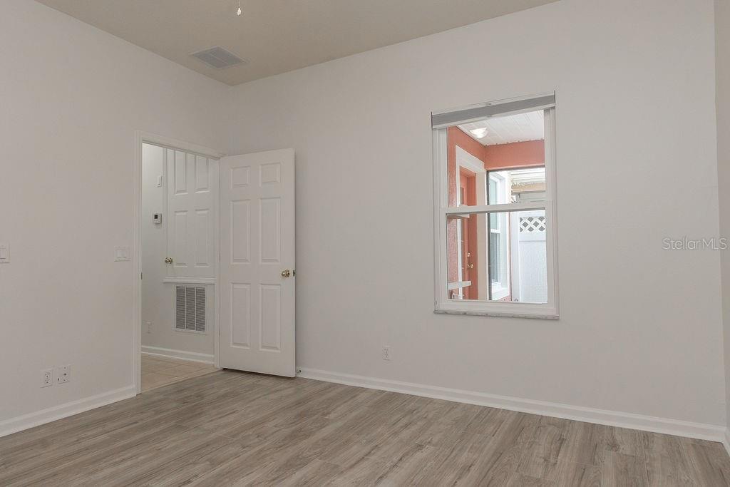 808 CARLYLE LN, DELAND, FL, 32724