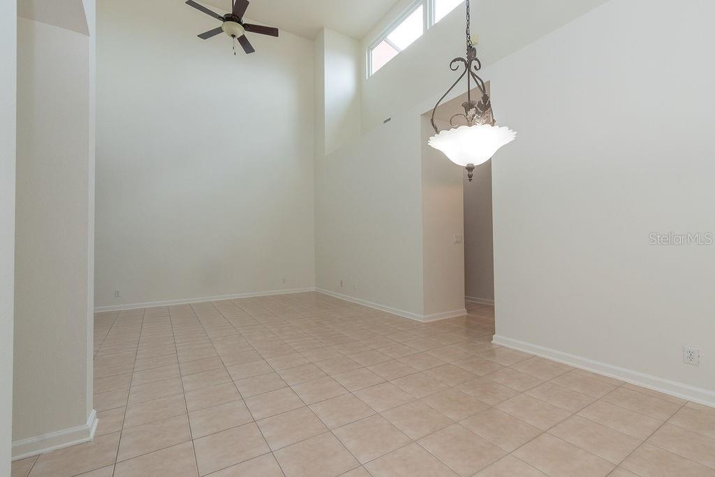 808 CARLYLE LN, DELAND, FL, 32724