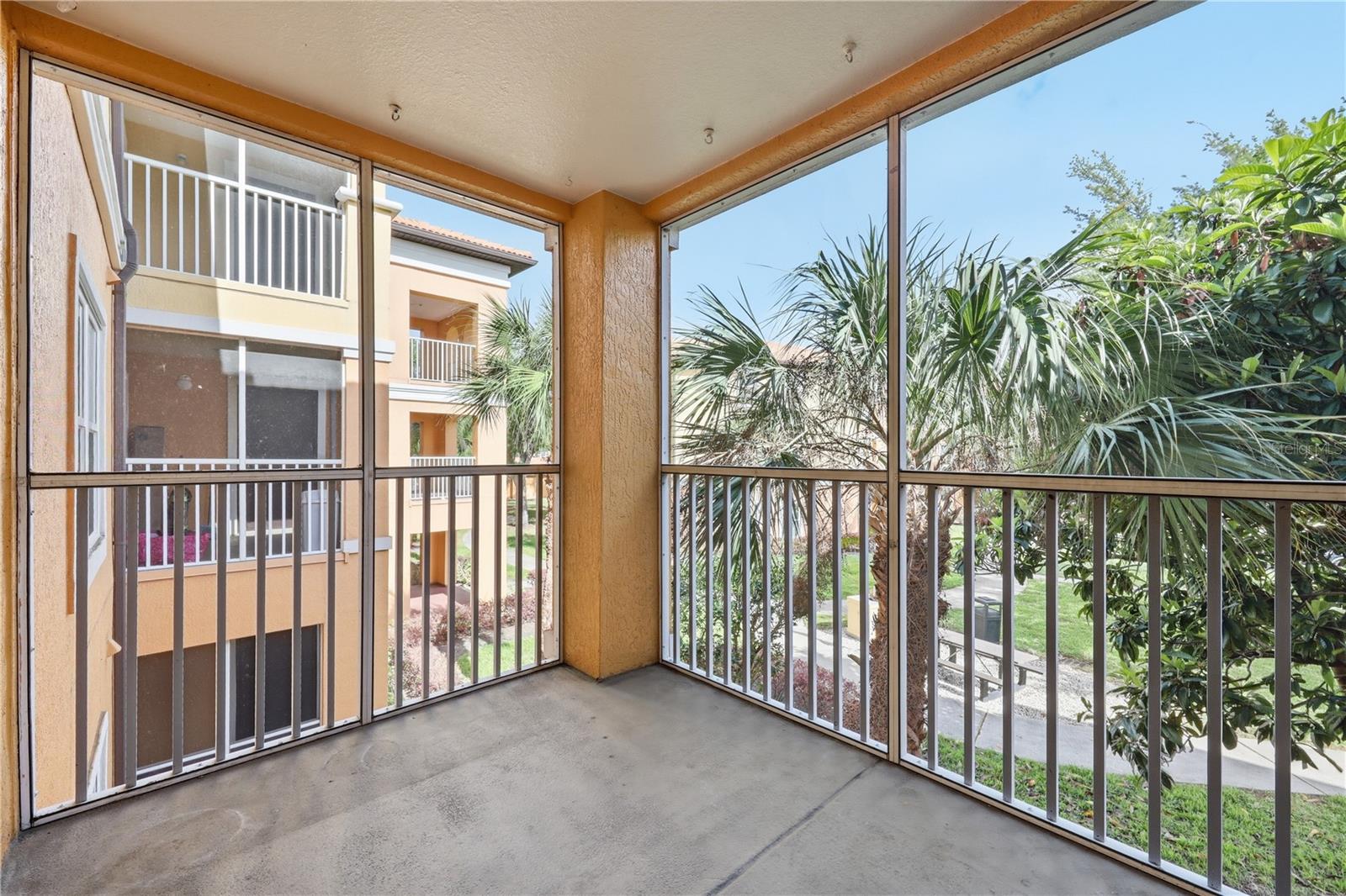 5475 VINELAND RD #8212, ORLANDO, FL, 32811
