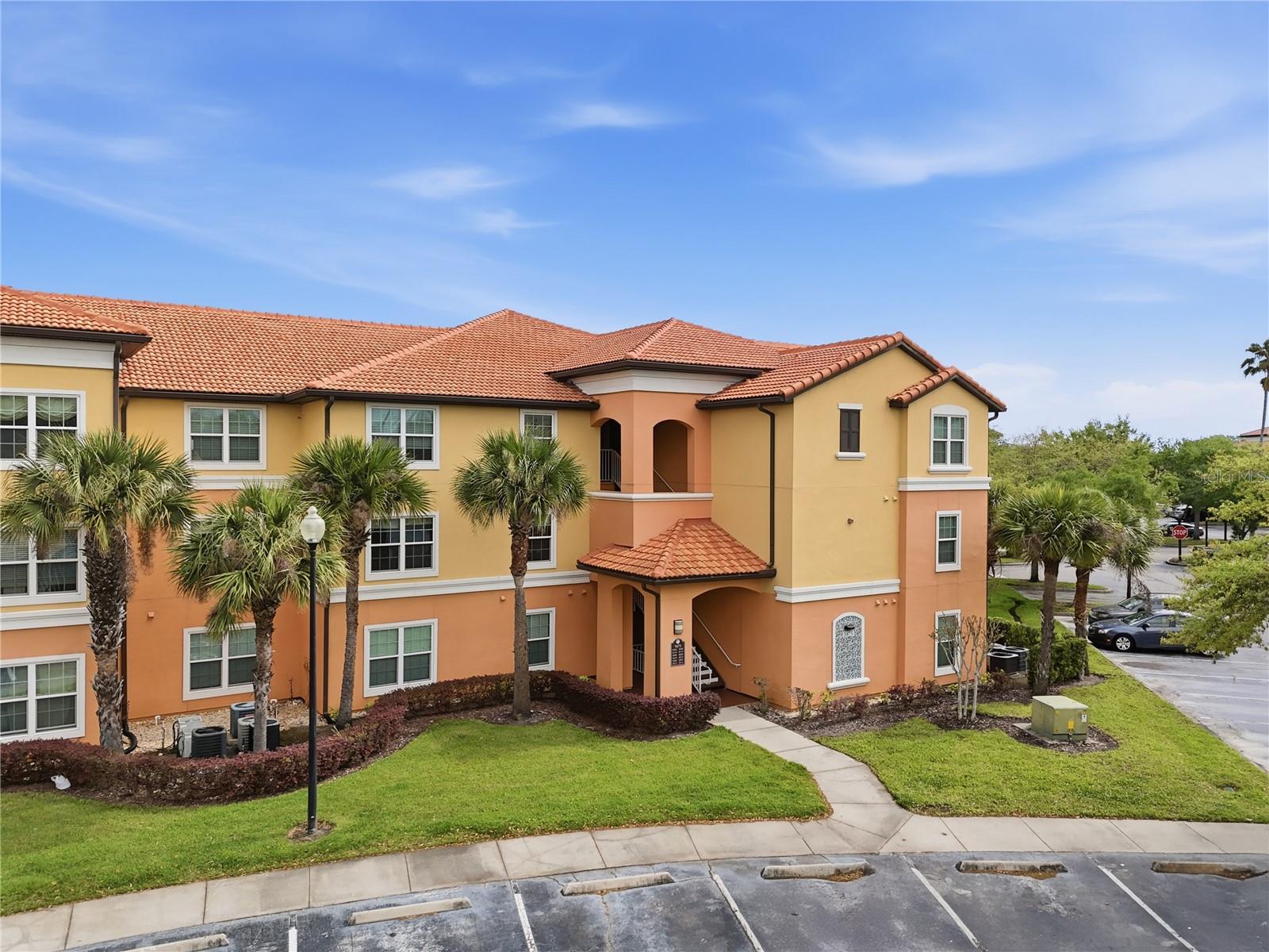 5475 VINELAND RD #8212, ORLANDO, FL, 32811