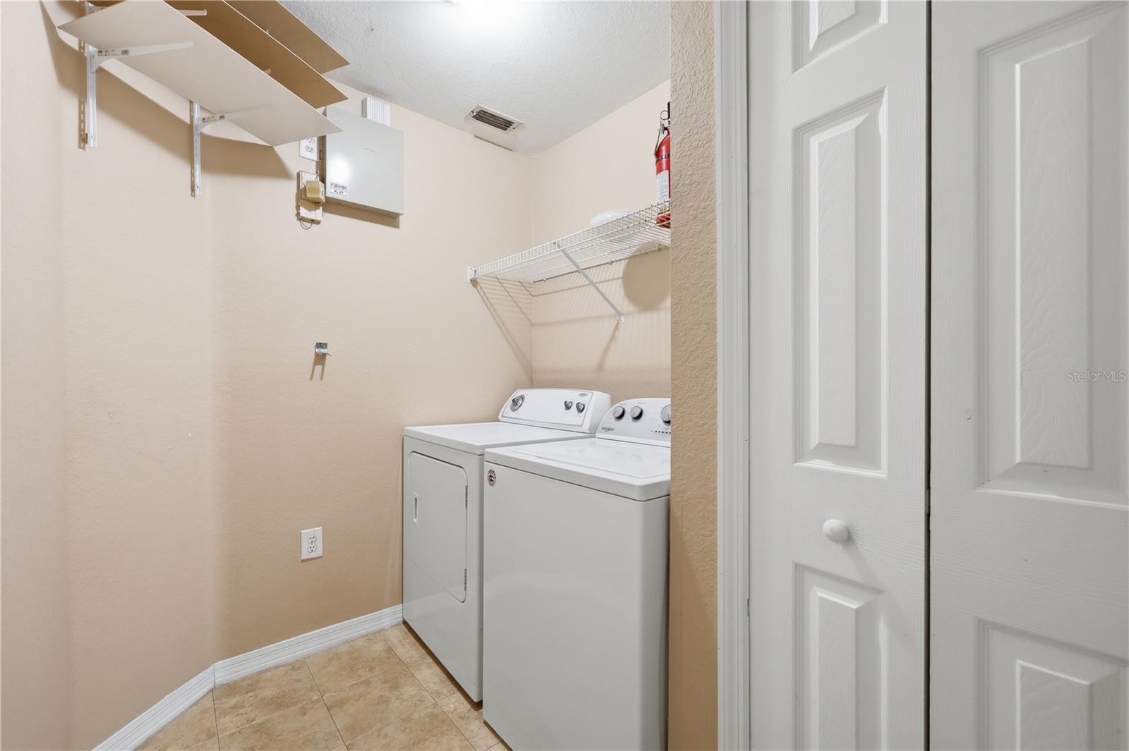 5475 VINELAND RD #8212, ORLANDO, FL, 32811