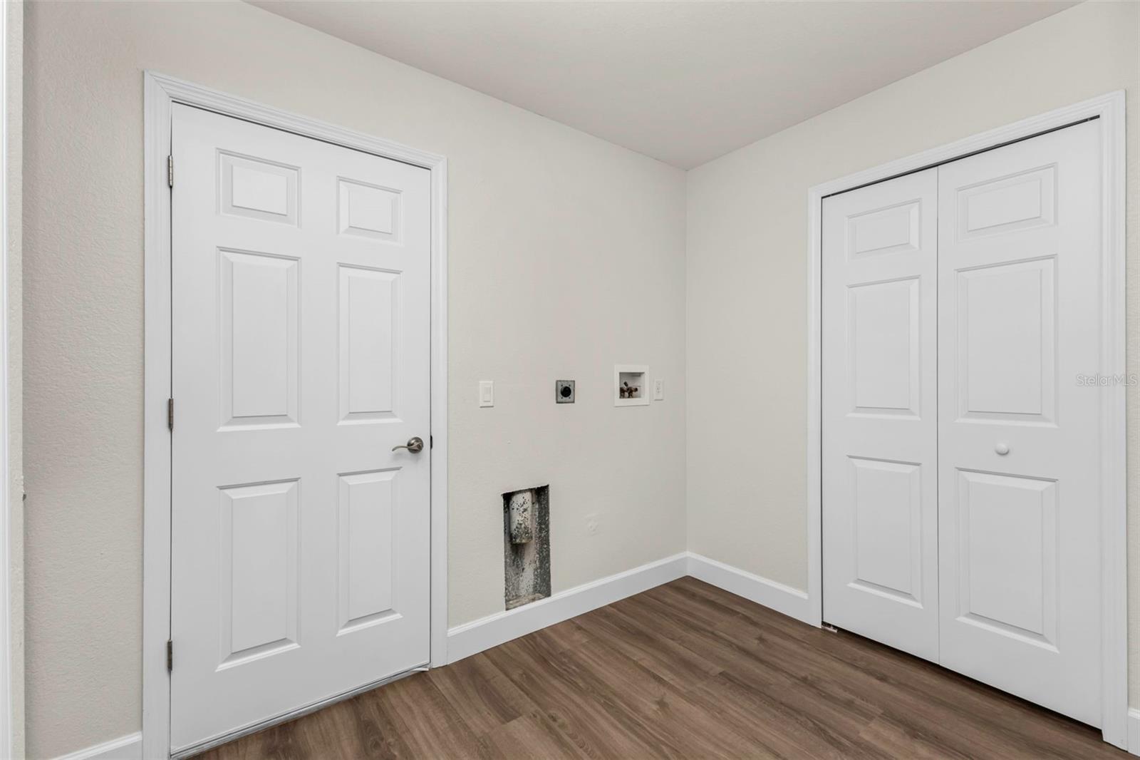 2485 TRAVERSE AVE, NORTH PORT, FL, 34286