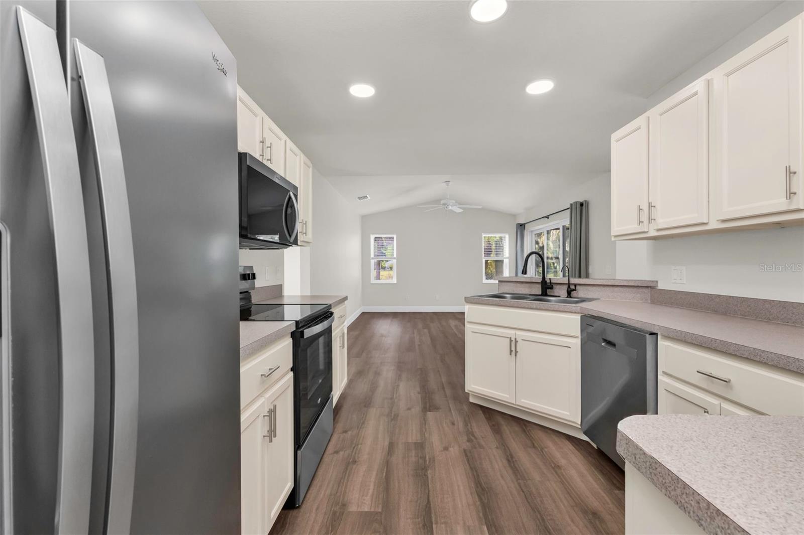 2485 TRAVERSE AVE, NORTH PORT, FL, 34286