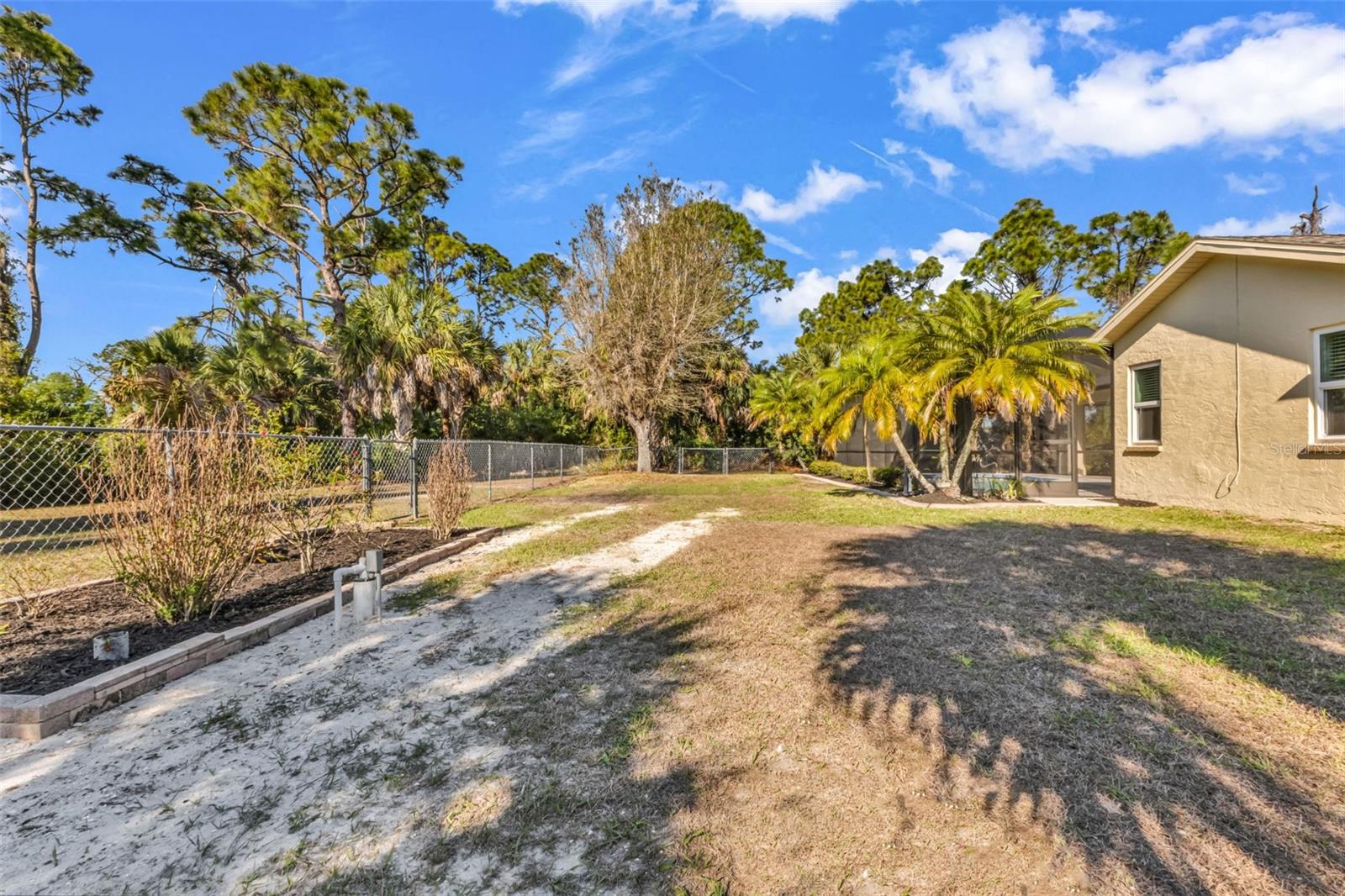 2485 TRAVERSE AVE, NORTH PORT, FL, 34286