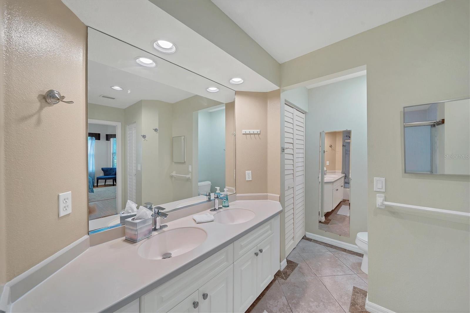 3604 54TH DR W #104, BRADENTON, FL, 34210