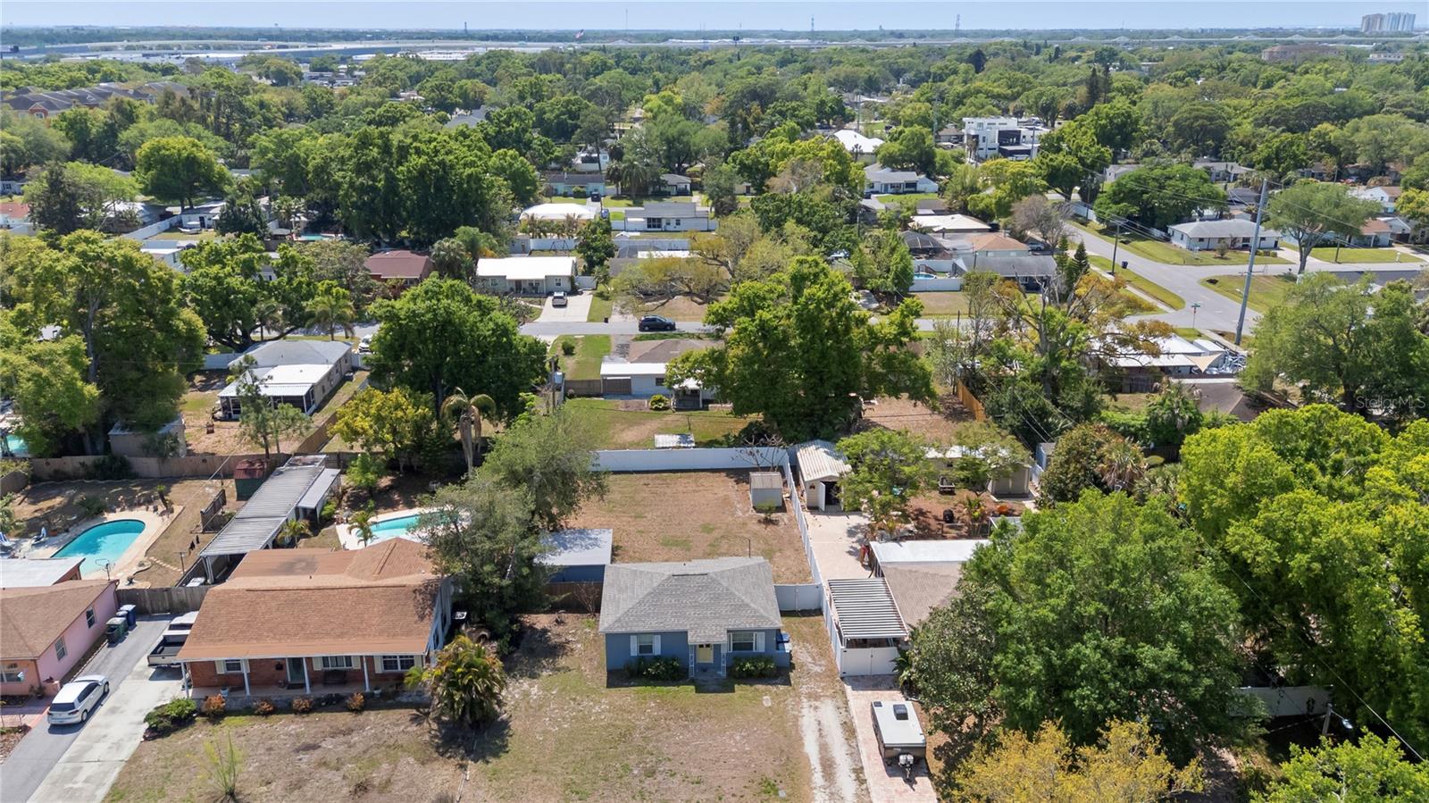 3932 W BAY COURT AVE, TAMPA, FL, 33611