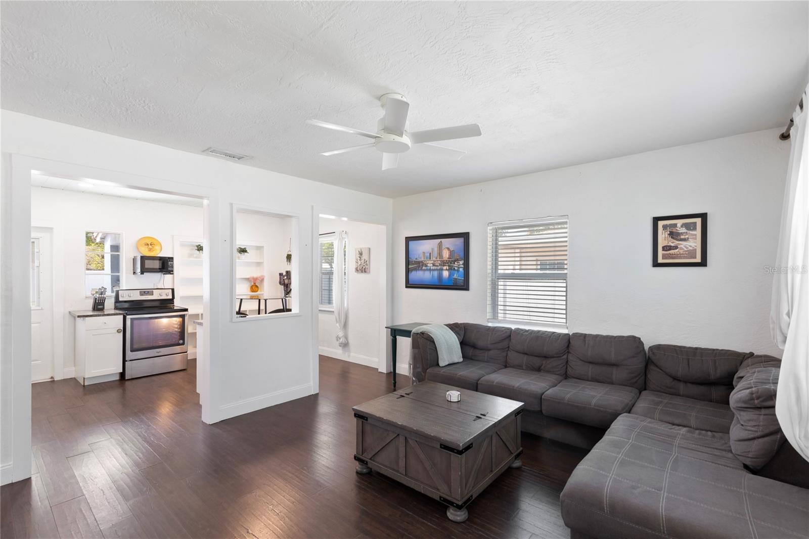3932 W BAY COURT AVE, TAMPA, FL, 33611