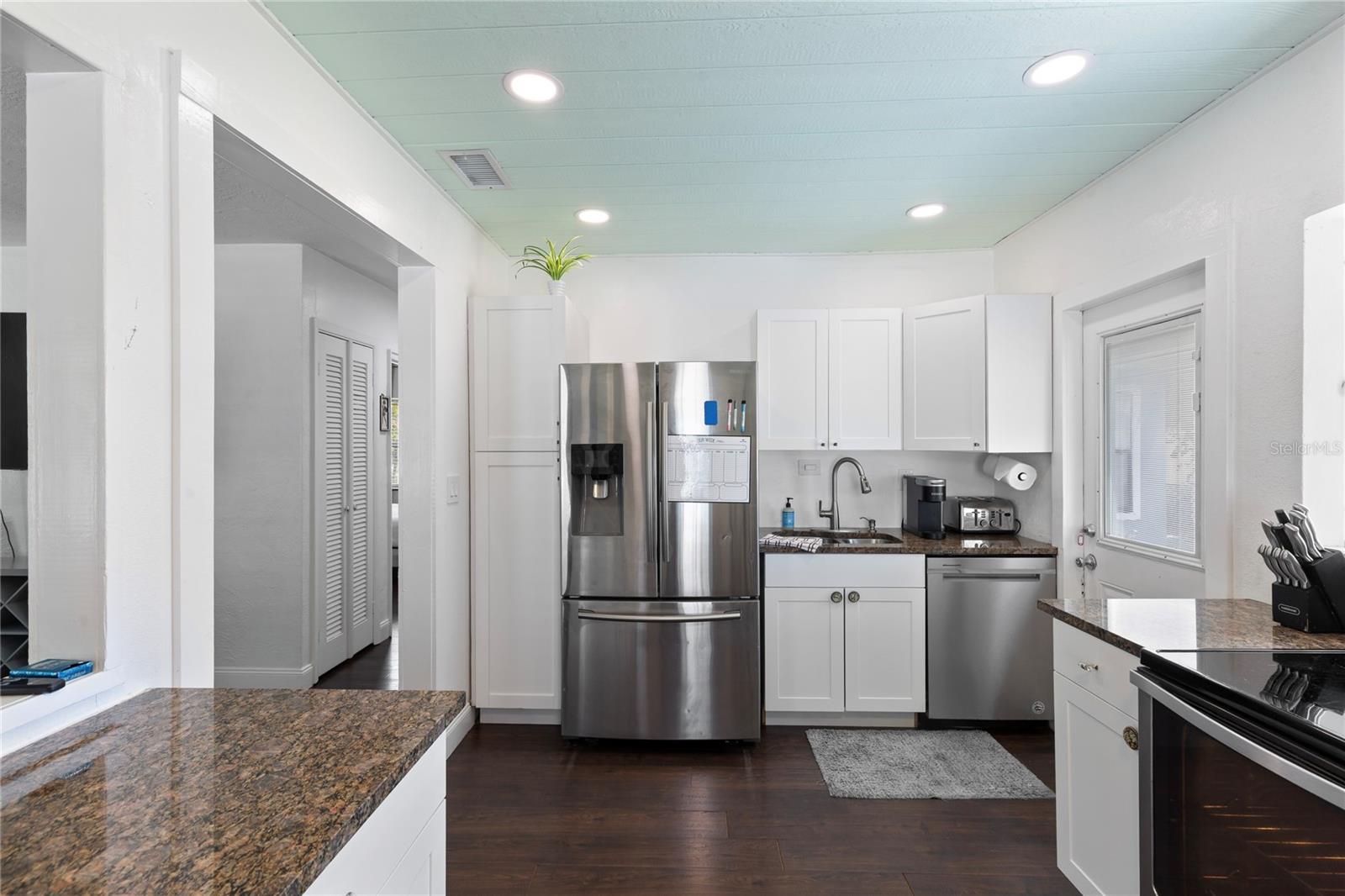 3932 W BAY COURT AVE, TAMPA, FL, 33611