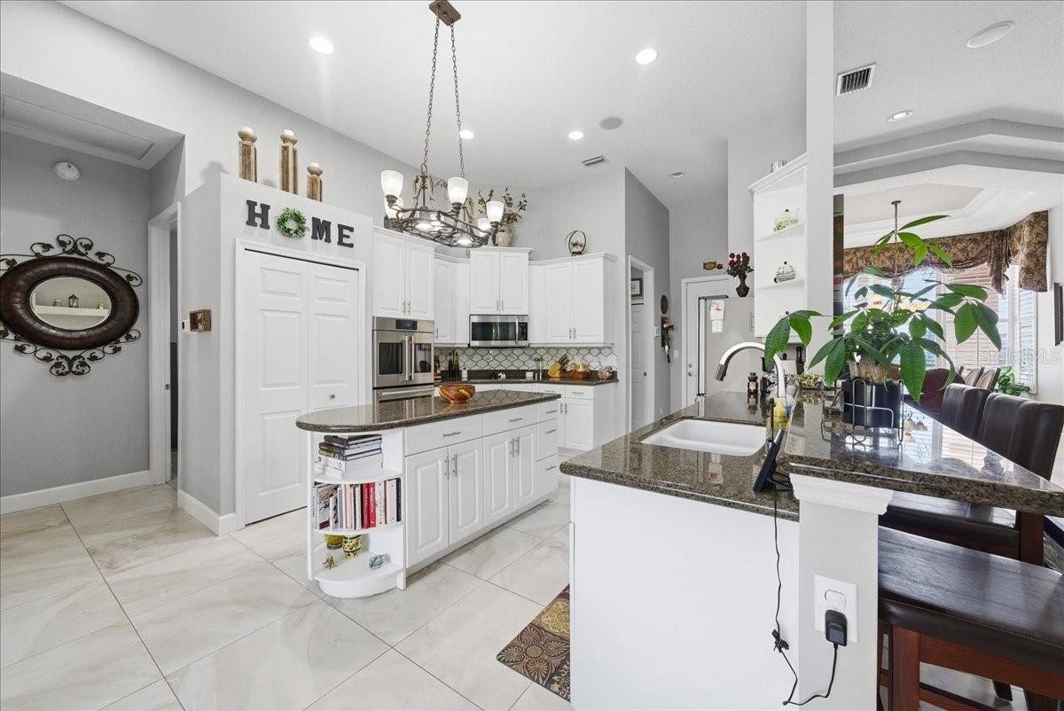 800 ARBOR GLEN CT, ORMOND BEACH, FL, 32174
