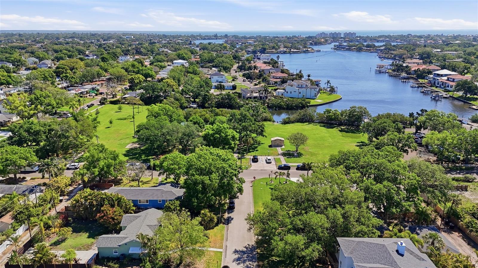 Walking distance to Crisp Park- Boat Ramp w/parking, Playground, Fitness Center, Sports field, and covered picnic tables