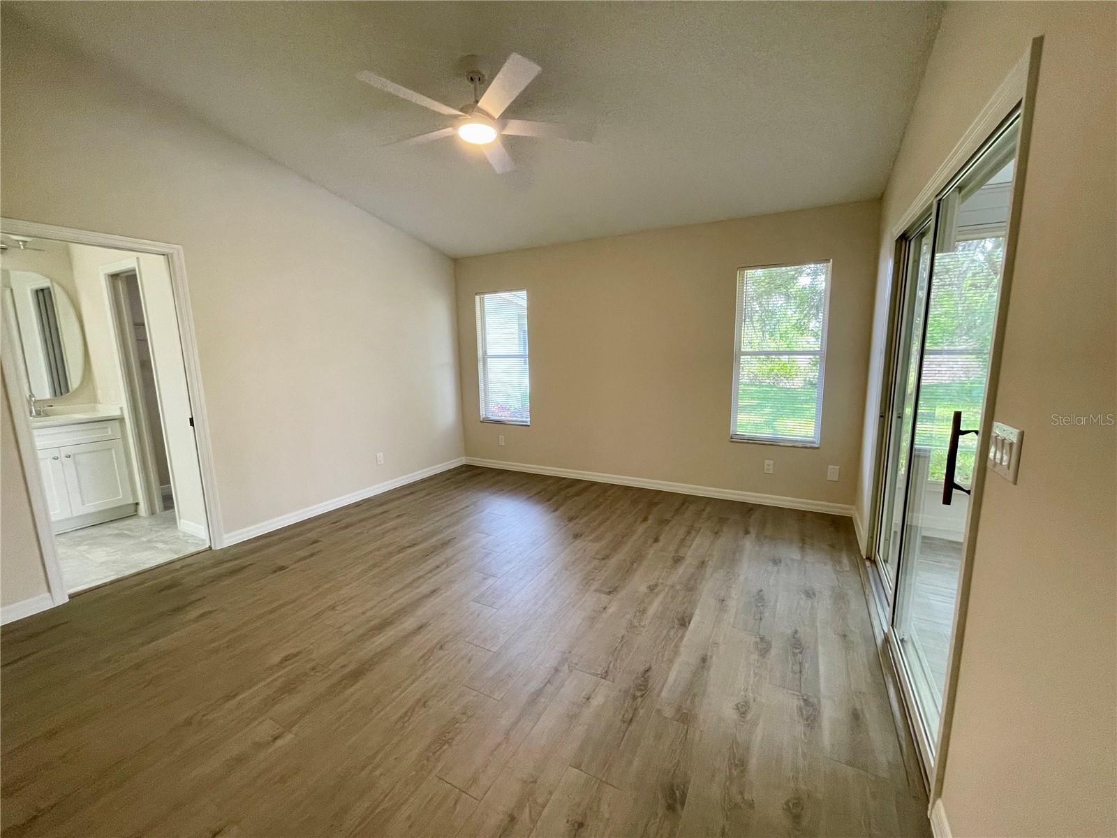 6042 WADE ST, LEESBURG, FL, 34748