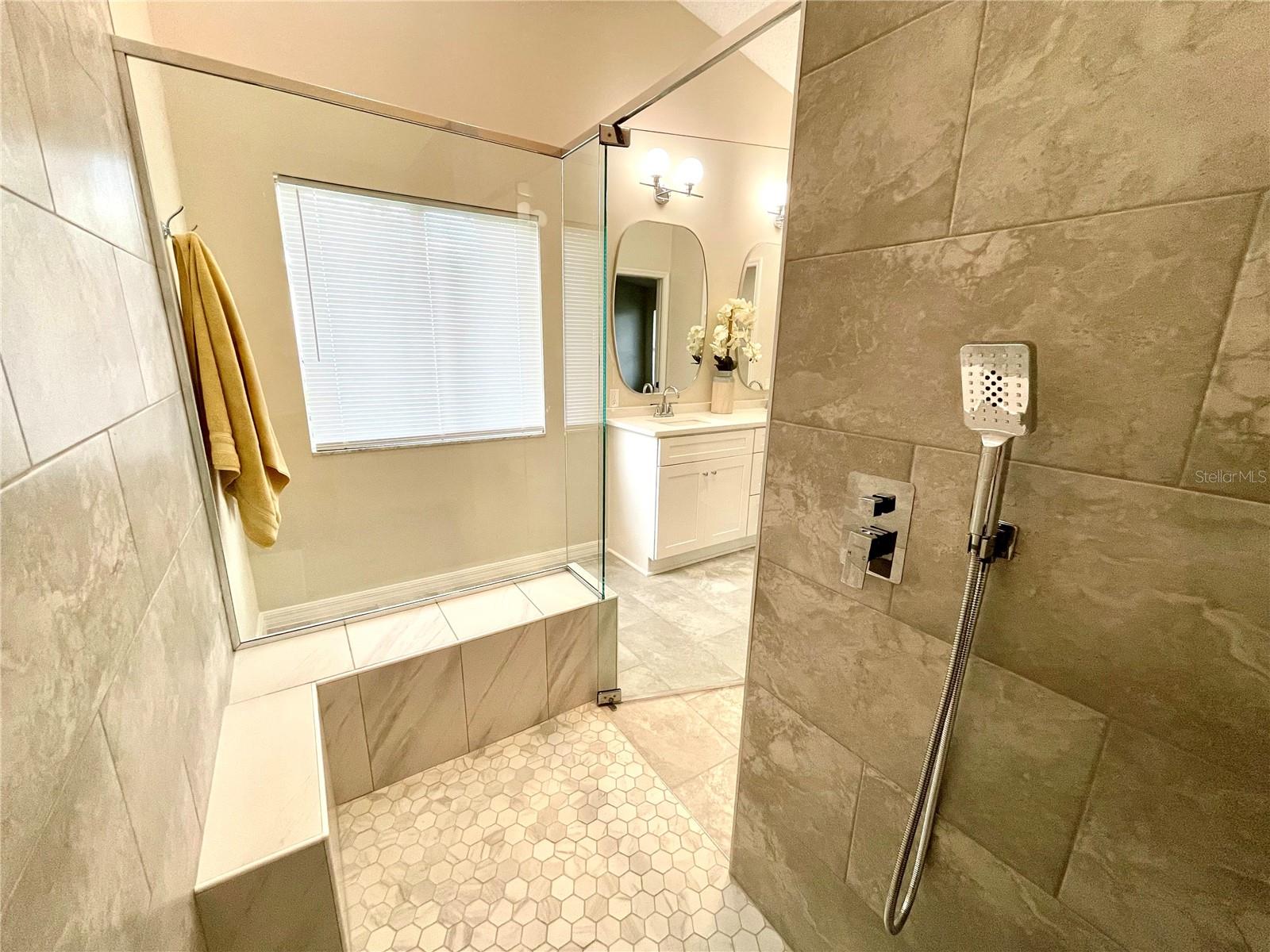 6042 WADE ST, LEESBURG, FL, 34748
