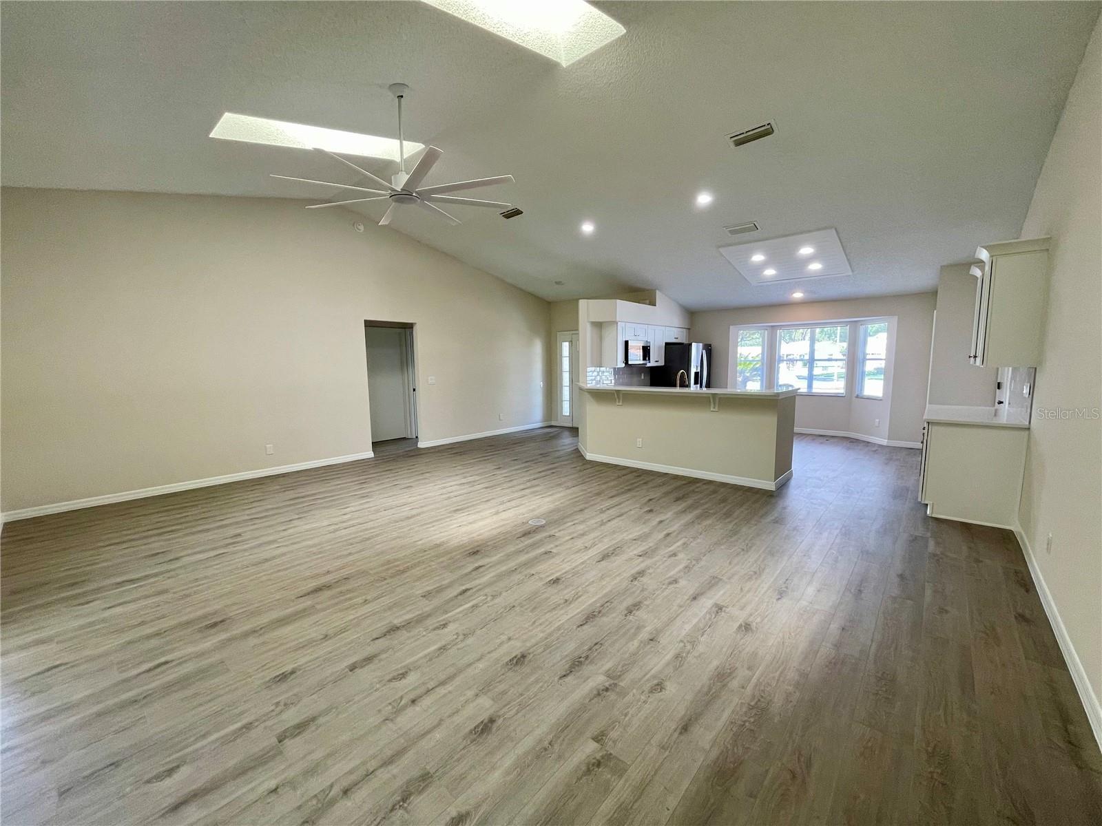 6042 WADE ST, LEESBURG, FL, 34748