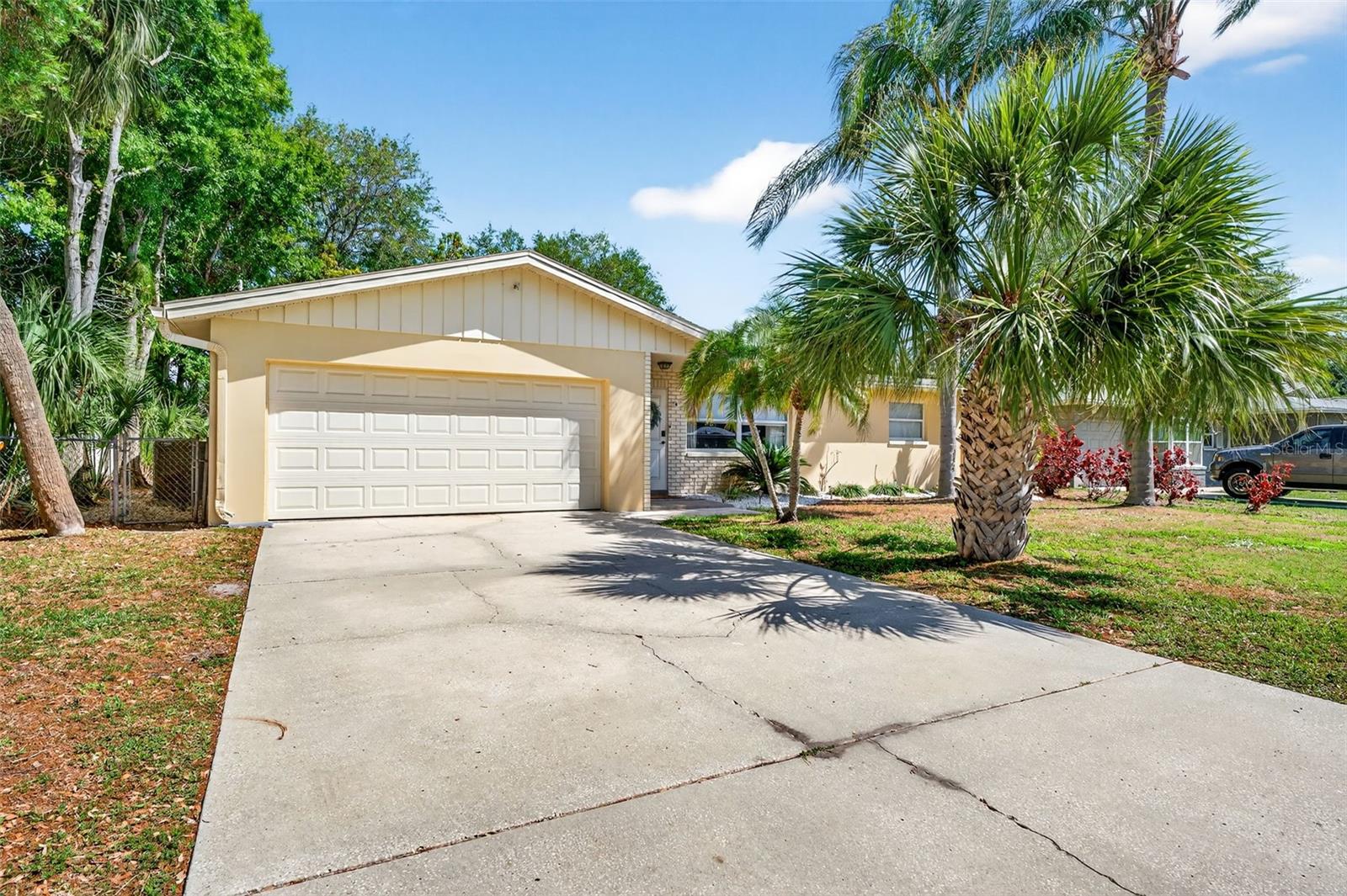 9925 47TH AVE N, SEMINOLE, FL, 33708