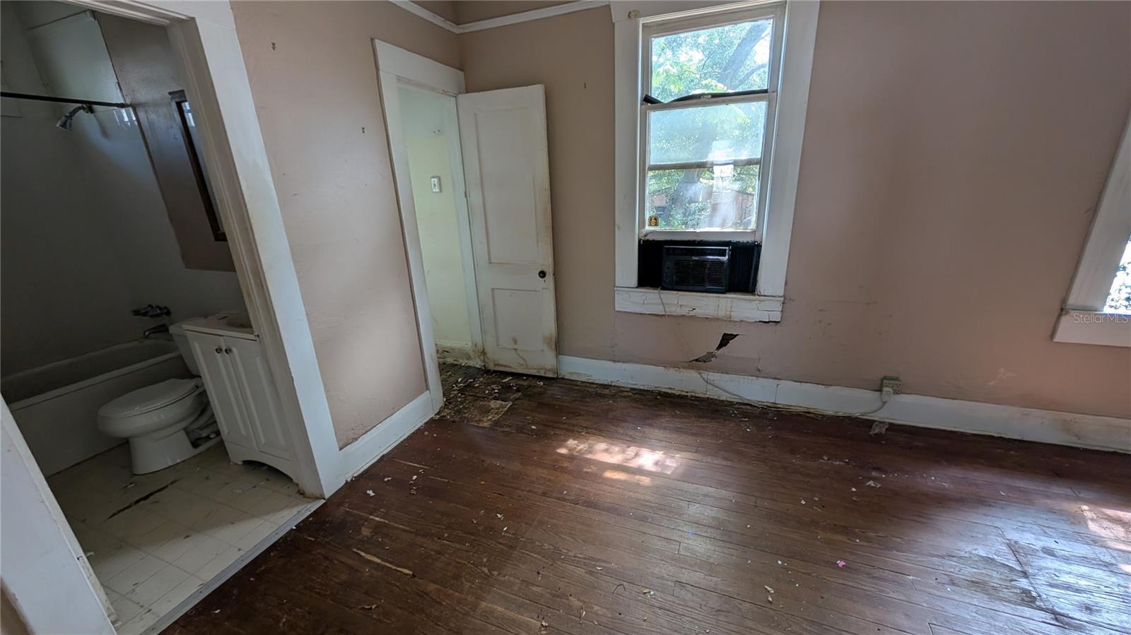114 S BUNGALOW PARK AVE, TAMPA, FL, 33609