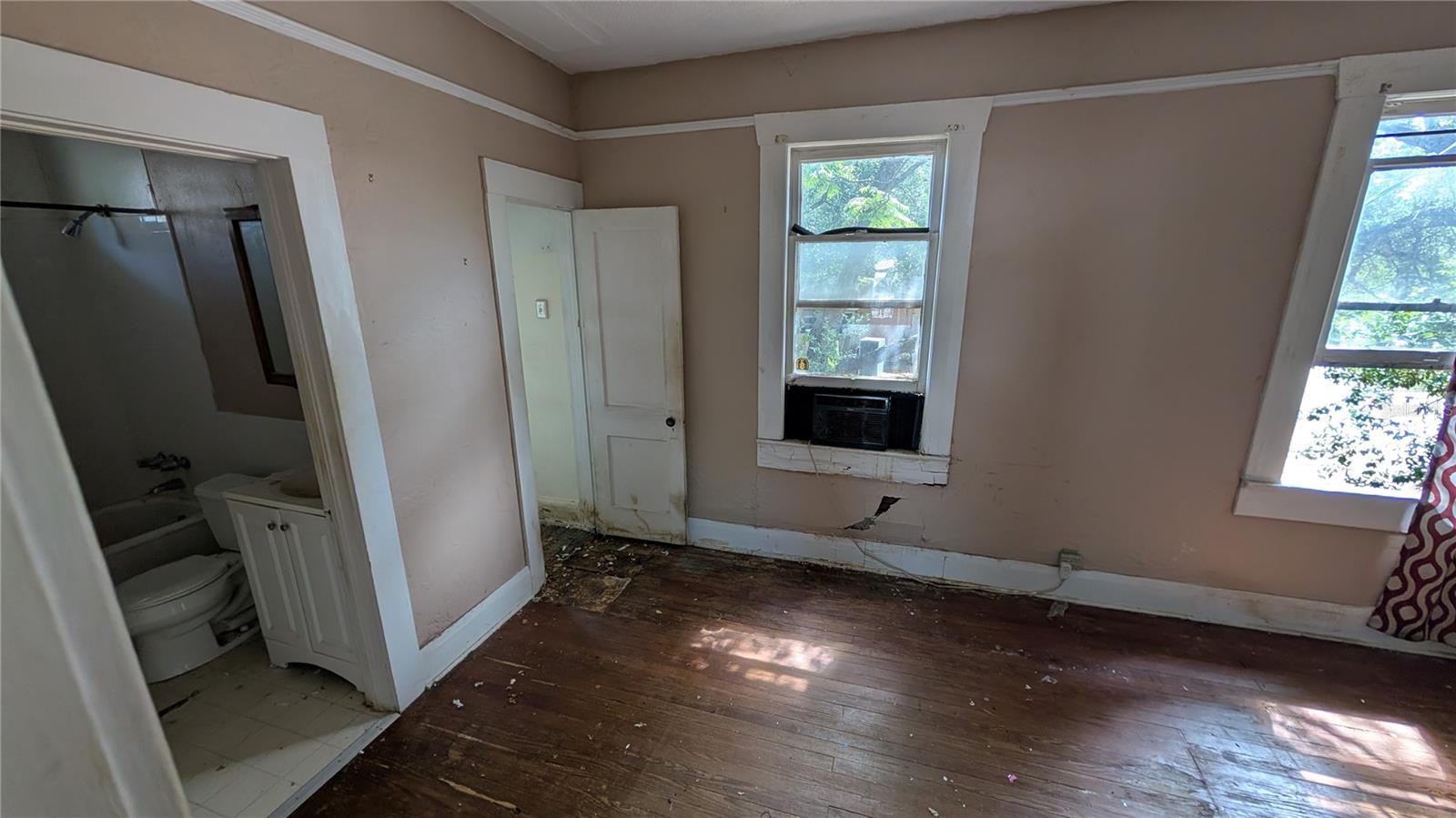 114 S BUNGALOW PARK AVE, TAMPA, FL, 33609