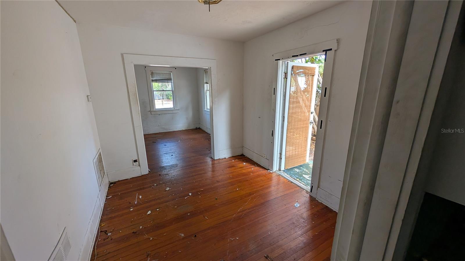 114 S BUNGALOW PARK AVE, TAMPA, FL, 33609