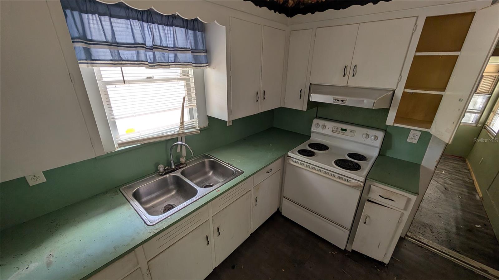 114 S BUNGALOW PARK AVE, TAMPA, FL, 33609
