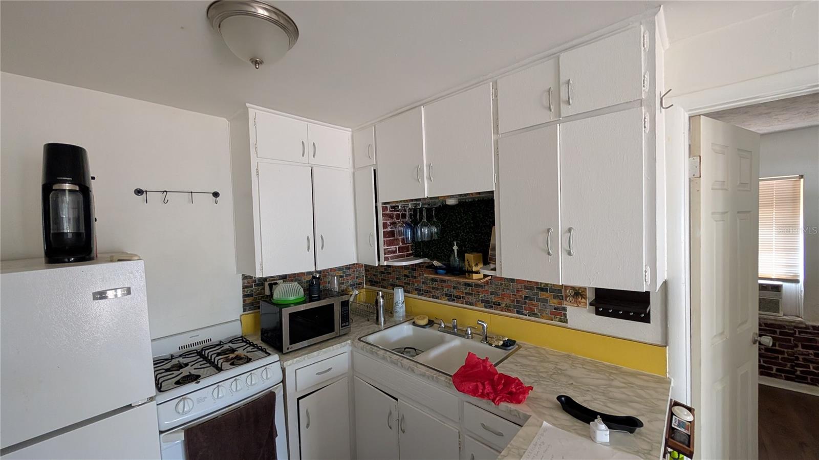 114 S BUNGALOW PARK AVE, TAMPA, FL, 33609