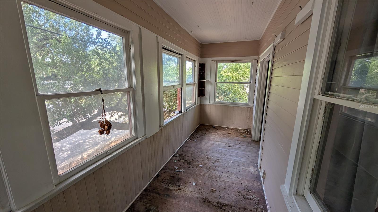 114 S BUNGALOW PARK AVE, TAMPA, FL, 33609