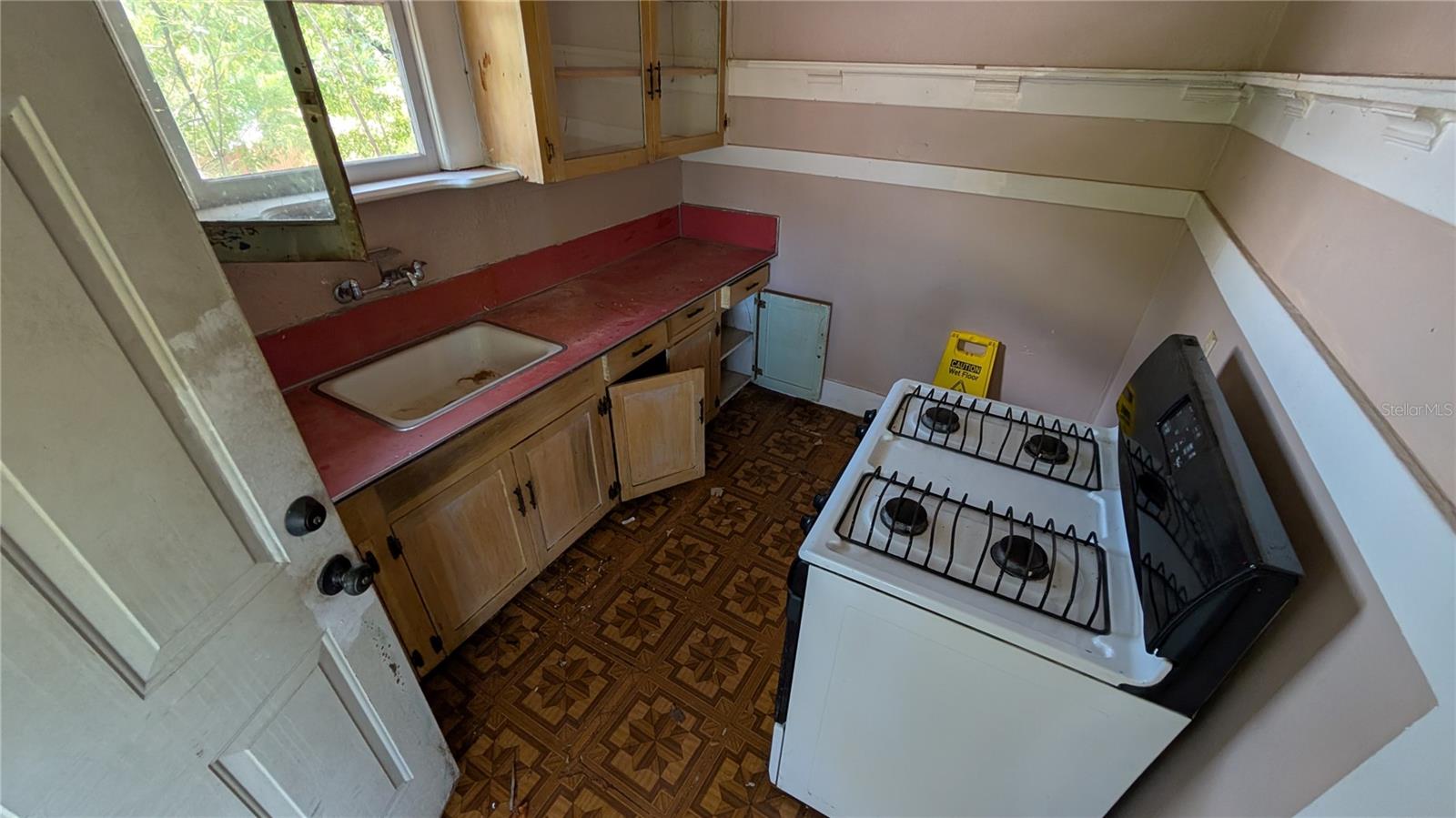 114 S BUNGALOW PARK AVE, TAMPA, FL, 33609