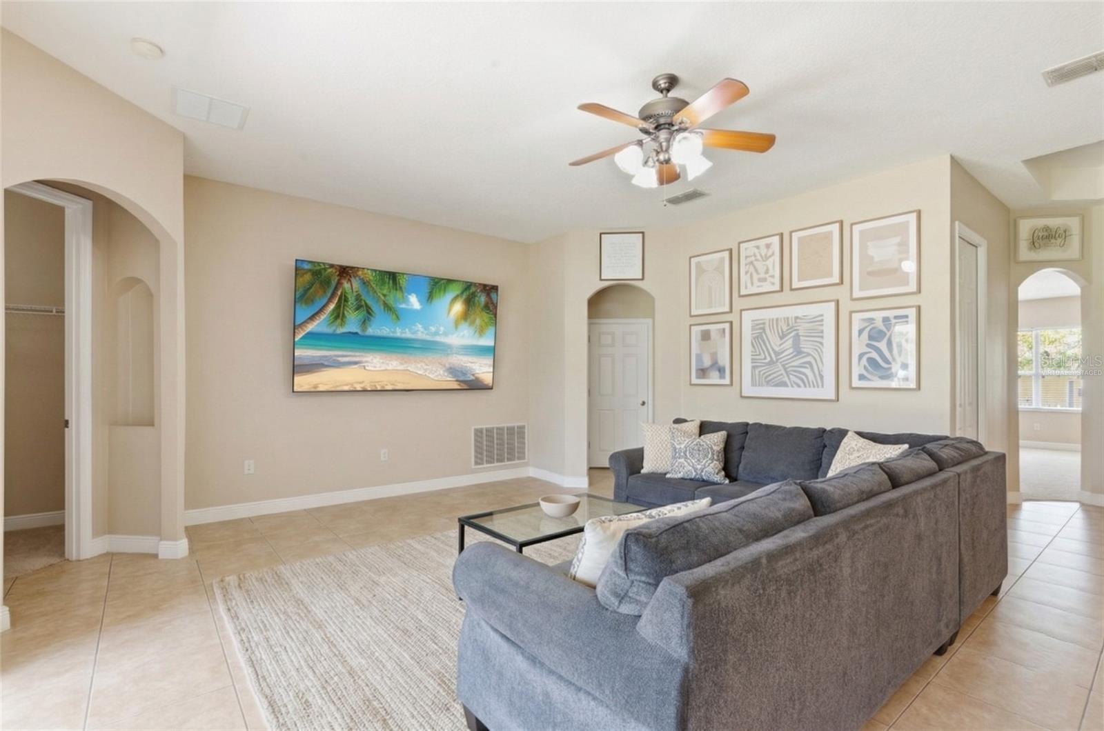 14736 HELLMAN LN, ORLANDO, FL, 32828