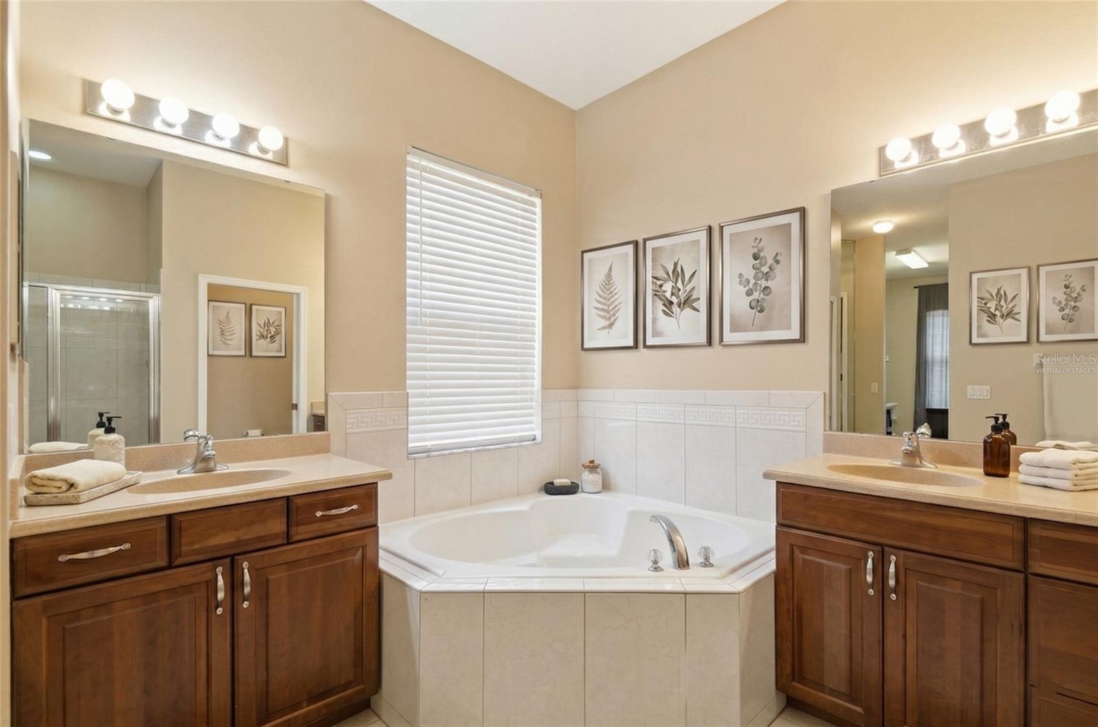 14736 HELLMAN LN, ORLANDO, FL, 32828