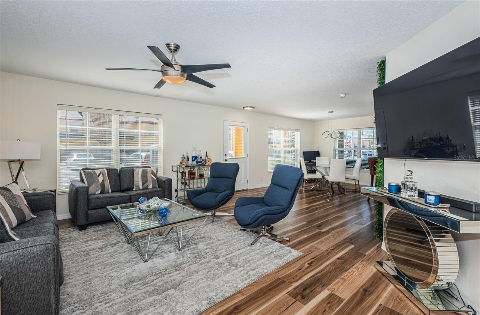 3876 ISLAND WAY, ST PETERSBURG, FL, 33705