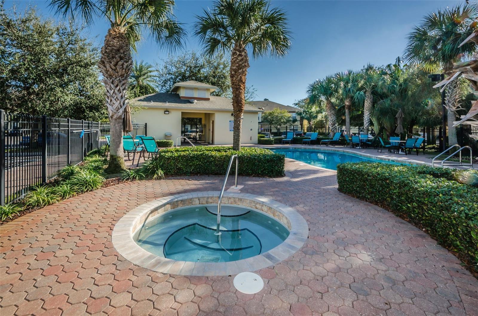 3876 ISLAND WAY, ST PETERSBURG, FL, 33705