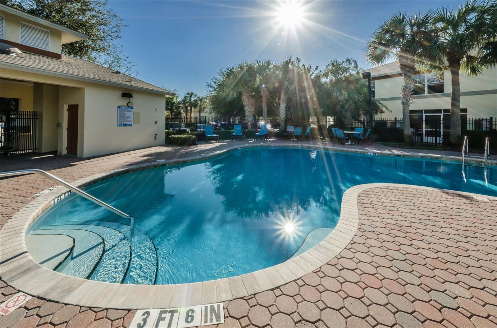 3876 ISLAND WAY, ST PETERSBURG, FL, 33705