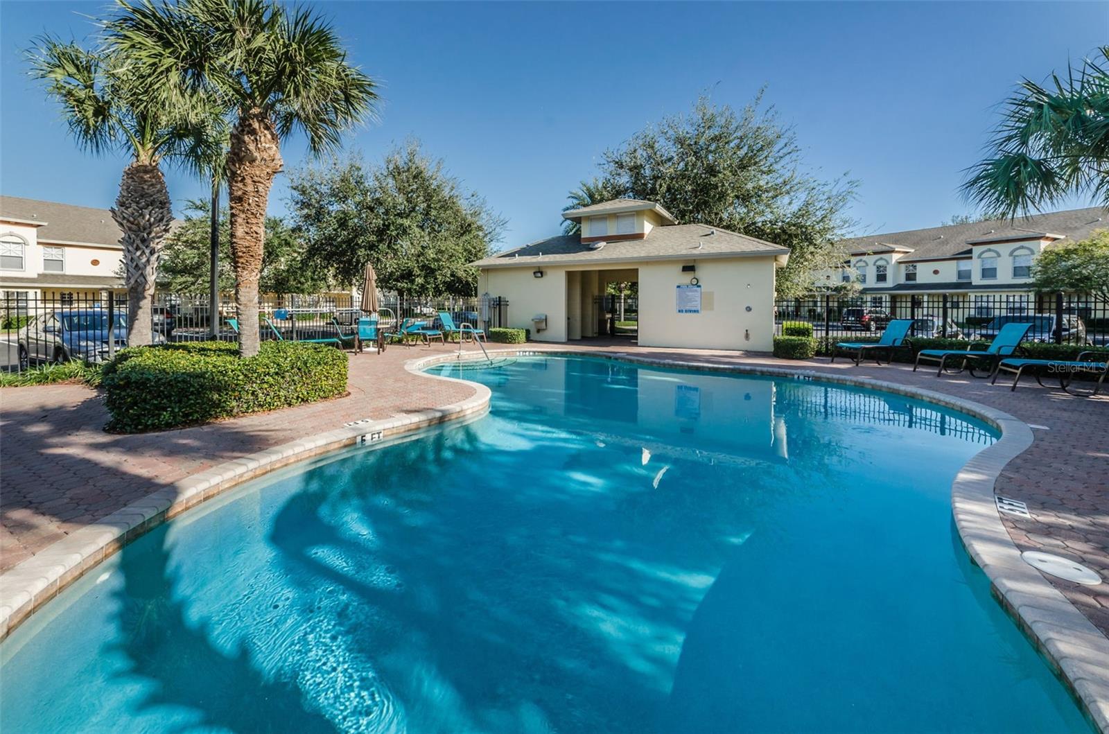 3876 ISLAND WAY, ST PETERSBURG, FL, 33705
