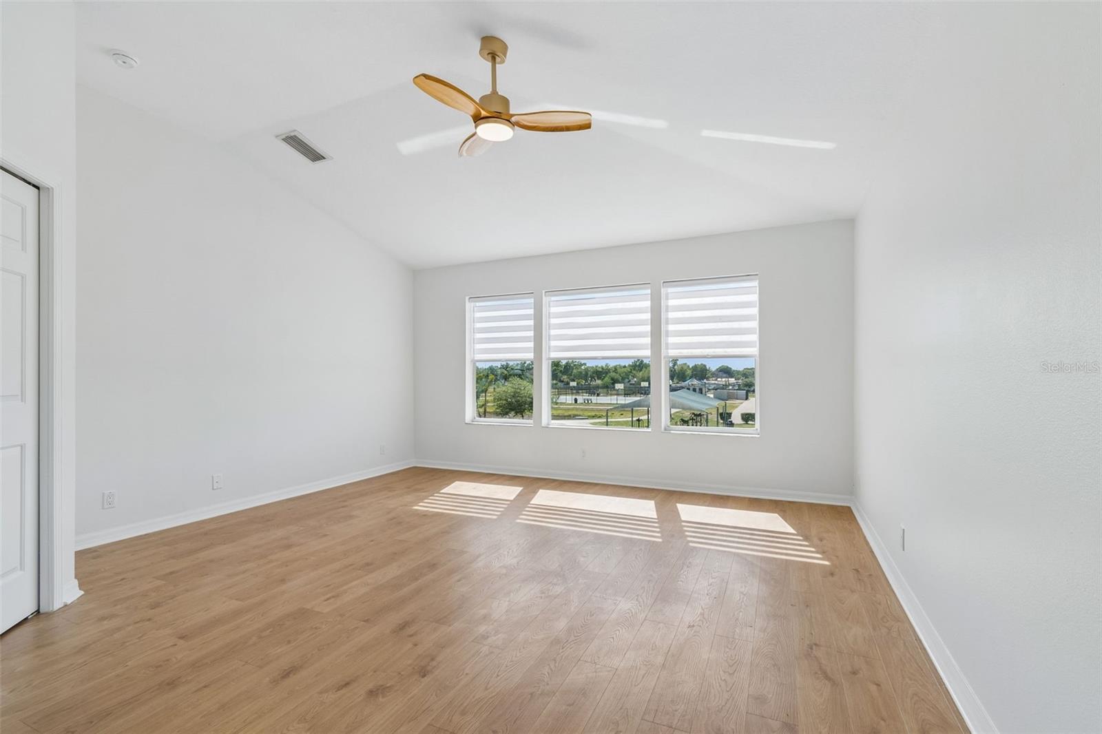 6054 54TH ST N, ST PETERSBURG, FL, 33709