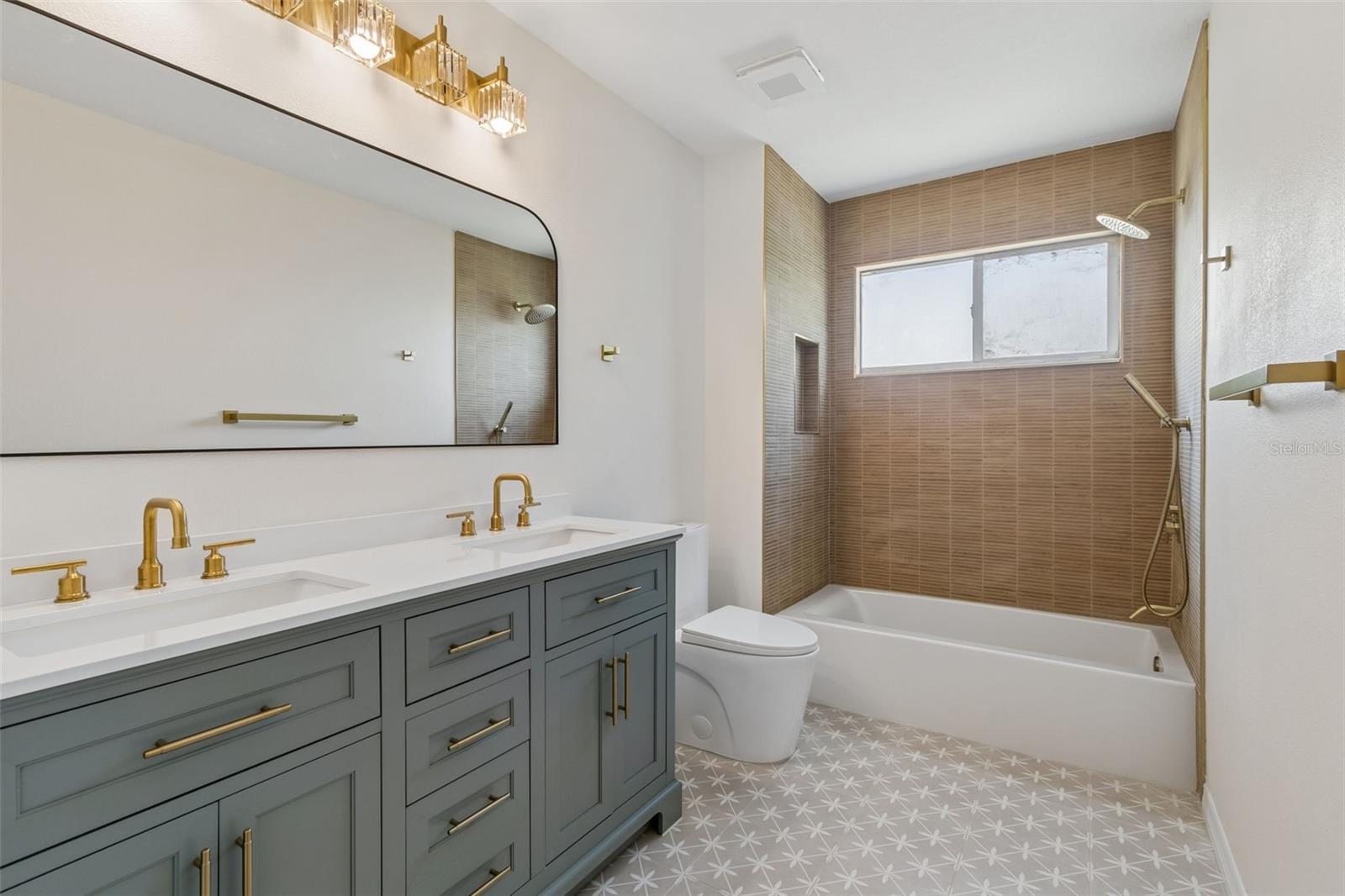 6054 54TH ST N, ST PETERSBURG, FL, 33709