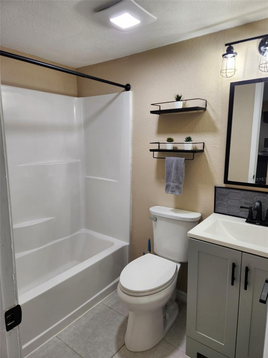 211 THORN TREE PL, BRANDON, FL, 33510