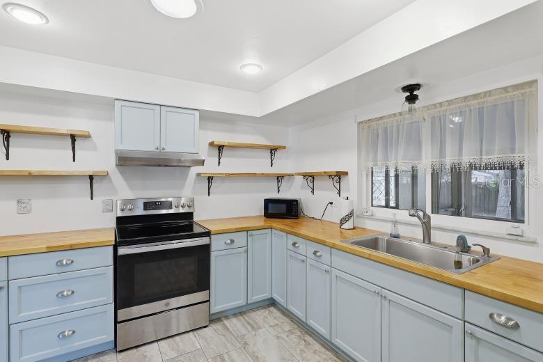60 BLAINE DR, PALM COAST, FL, 32137