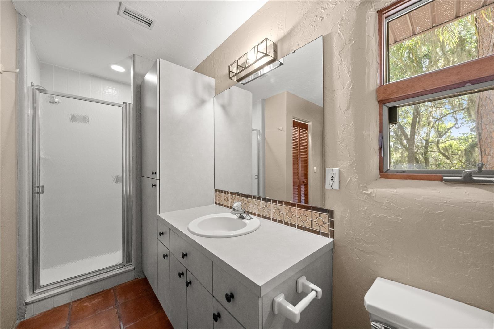 12621 SE SUNSET HARBOR RD, WEIRSDALE, FL, 32195