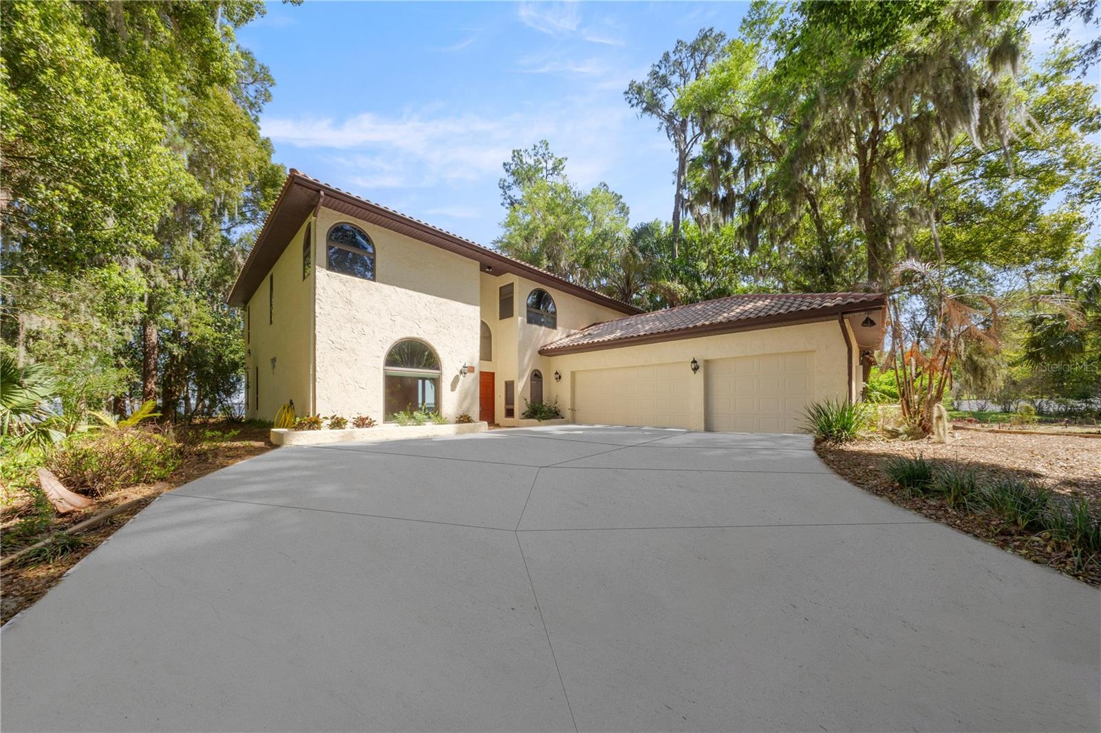 12621 SE SUNSET HARBOR RD, WEIRSDALE, FL, 32195