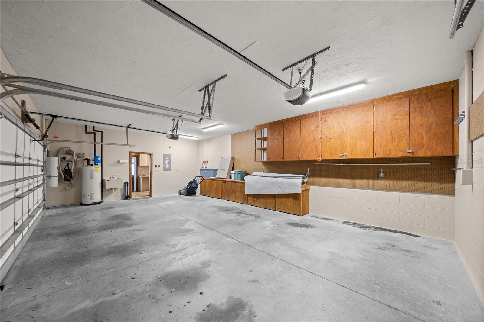 12621 SE SUNSET HARBOR RD, WEIRSDALE, FL, 32195