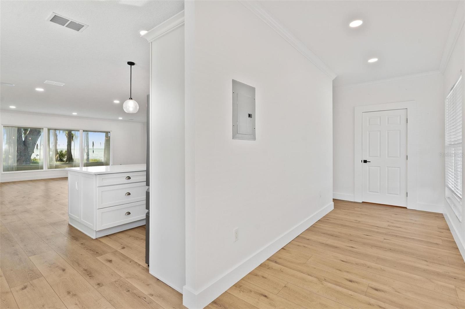 3020 INDIAN TRL, EUSTIS, FL, 32726