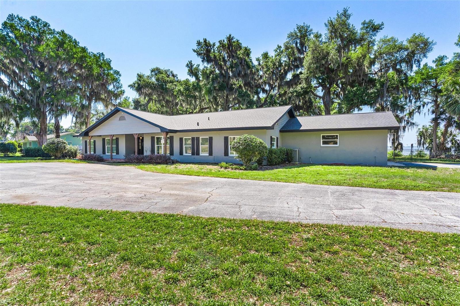 3020 INDIAN TRL, EUSTIS, FL, 32726