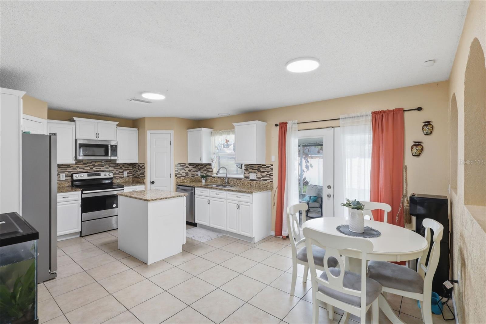 1142 NORMANDY DR, KISSIMMEE, FL, 34759