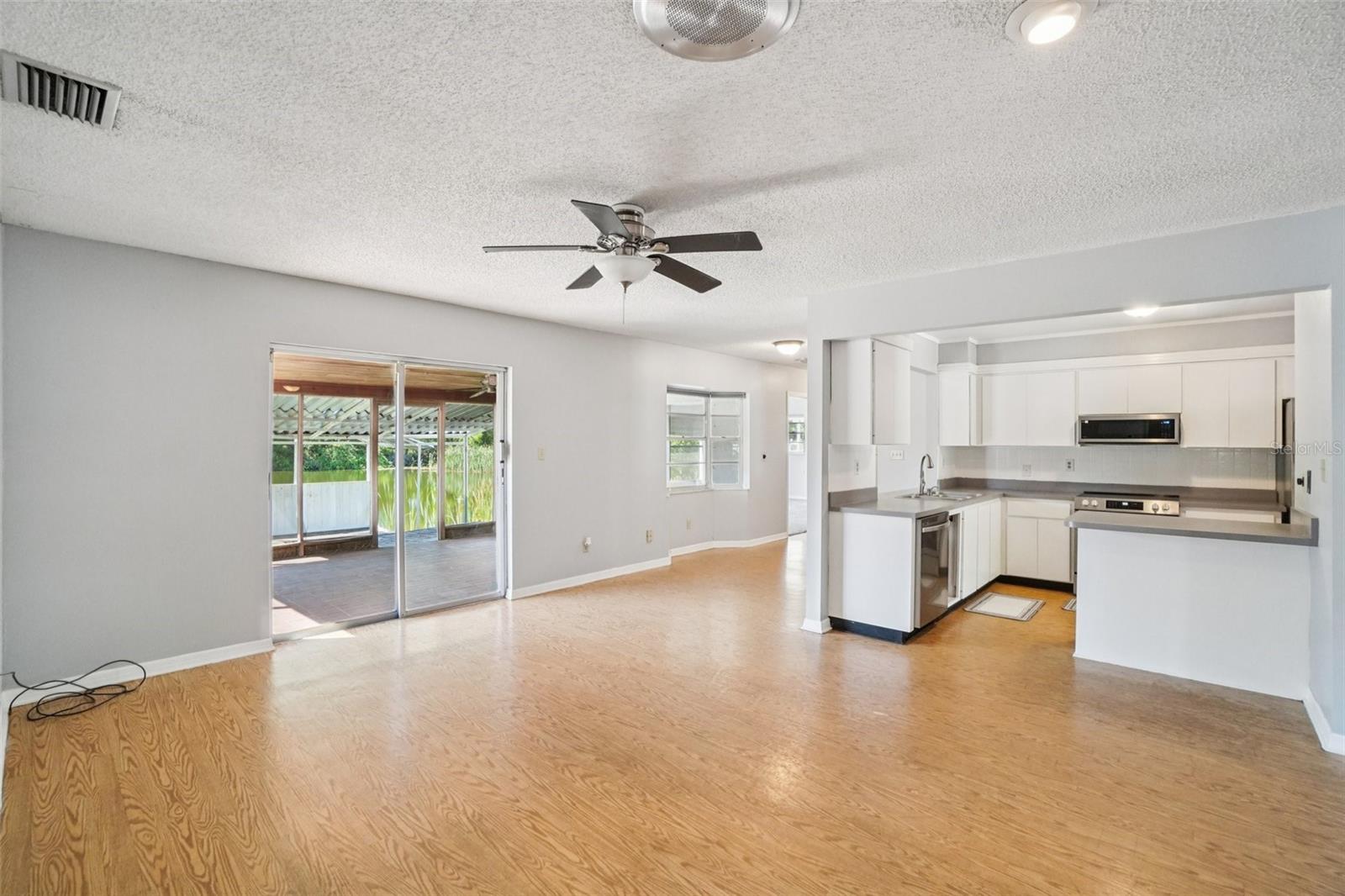 2024 W SITKA ST, TAMPA, FL, 33604