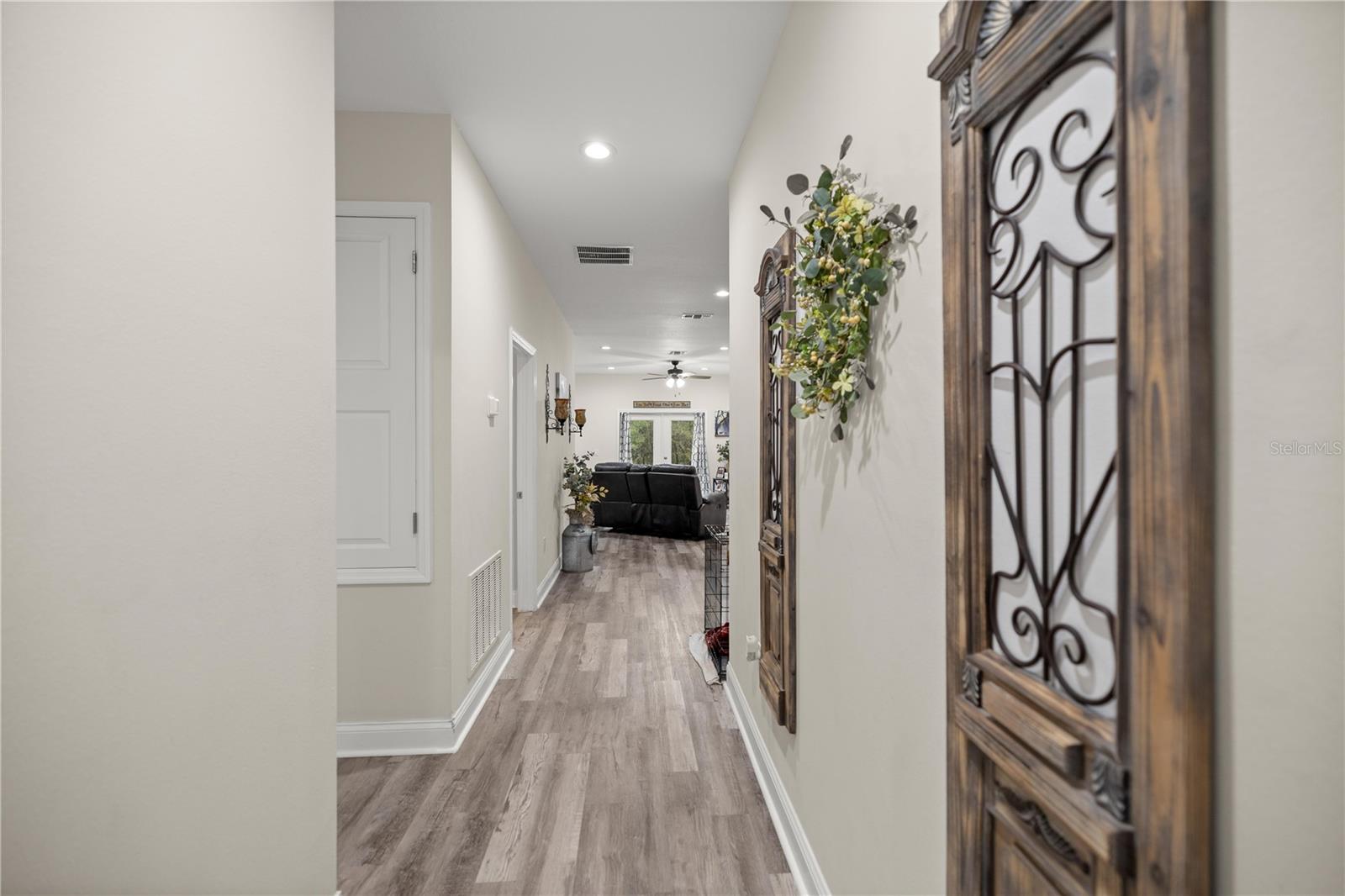 2 MAGNOLIA PASS TRCE, OCKLAWAHA, FL, 32179