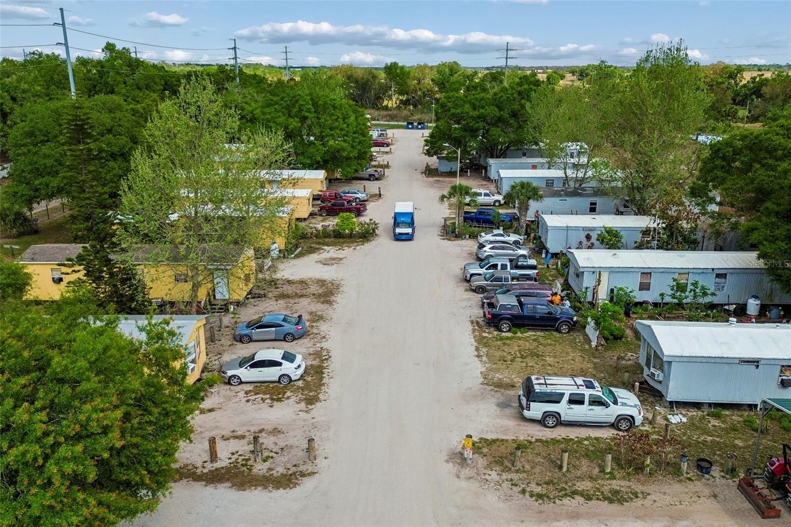 610 RAILROAD ST, WIMAUMA, FL, 33598