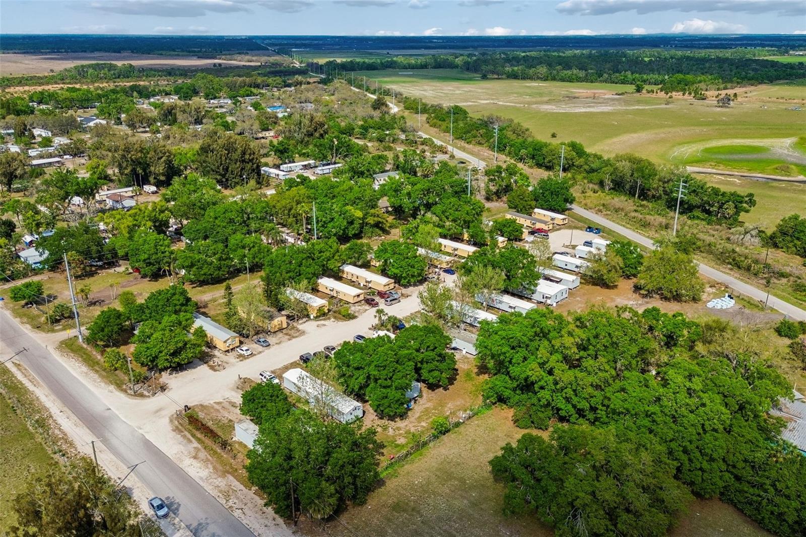 610 RAILROAD ST, WIMAUMA, FL, 33598