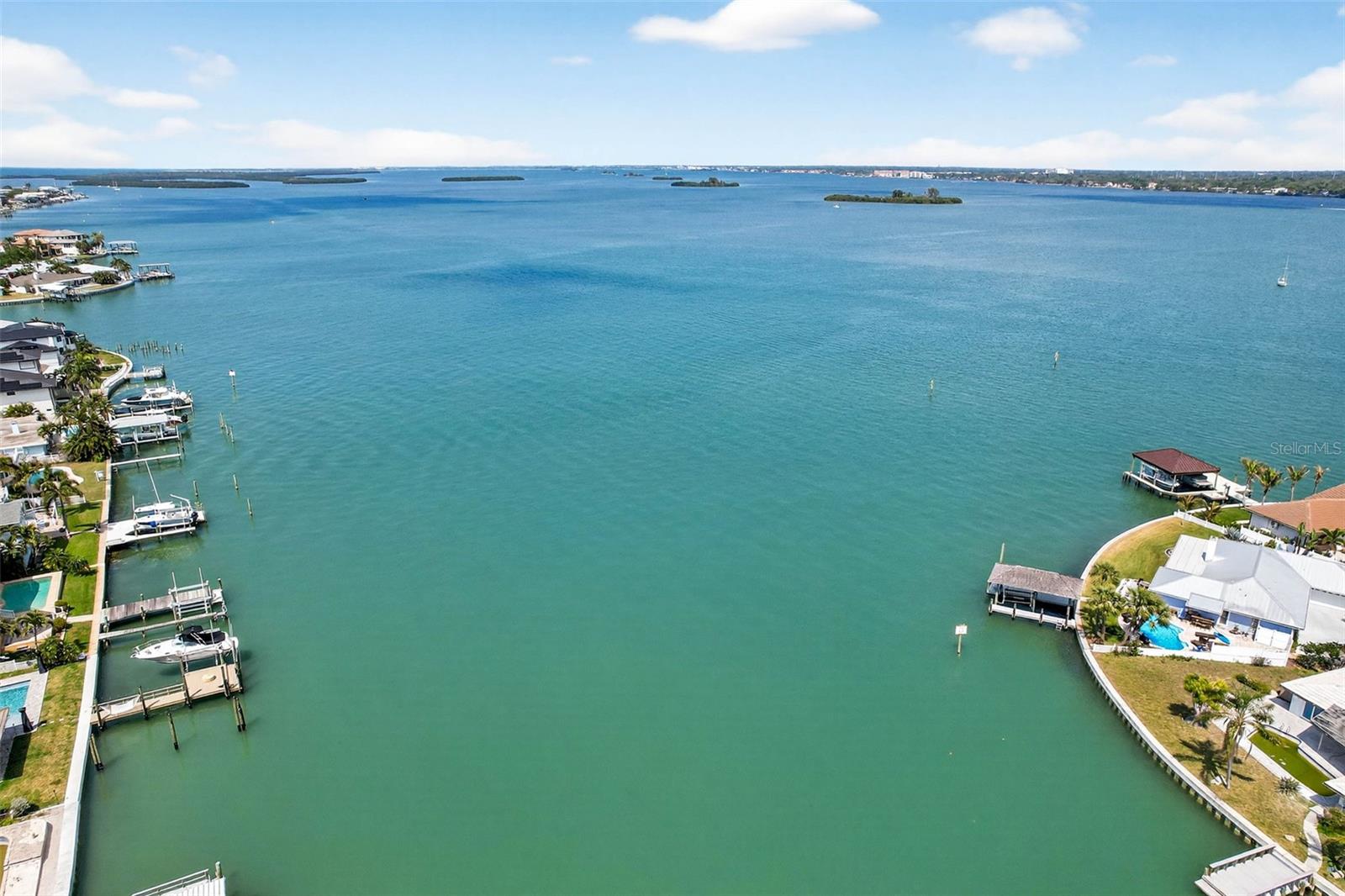 319 MIDWAY IS, CLEARWATER BEACH, FL, 33767